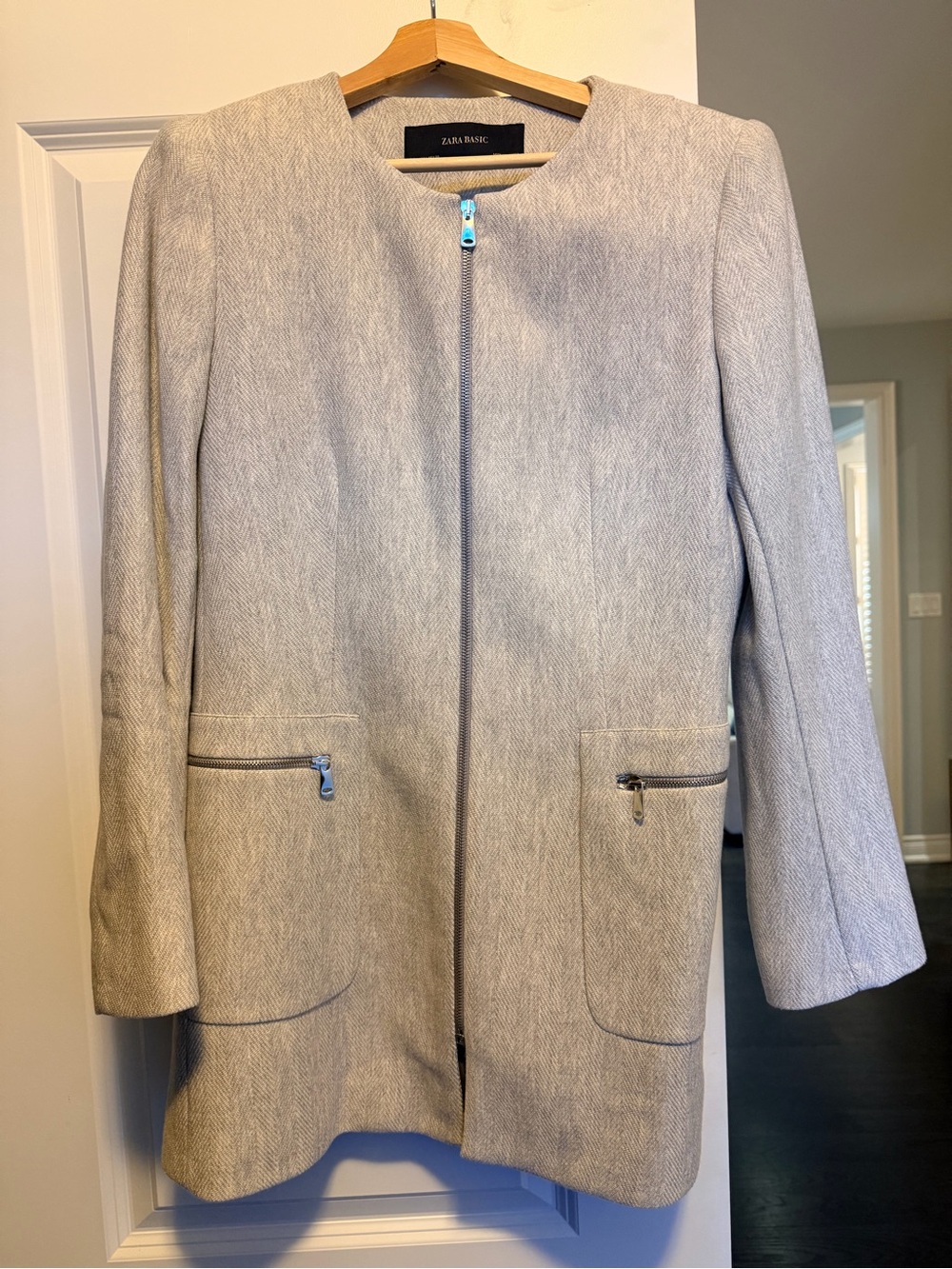 Zara Light Gray Zip-Front Light Coat
